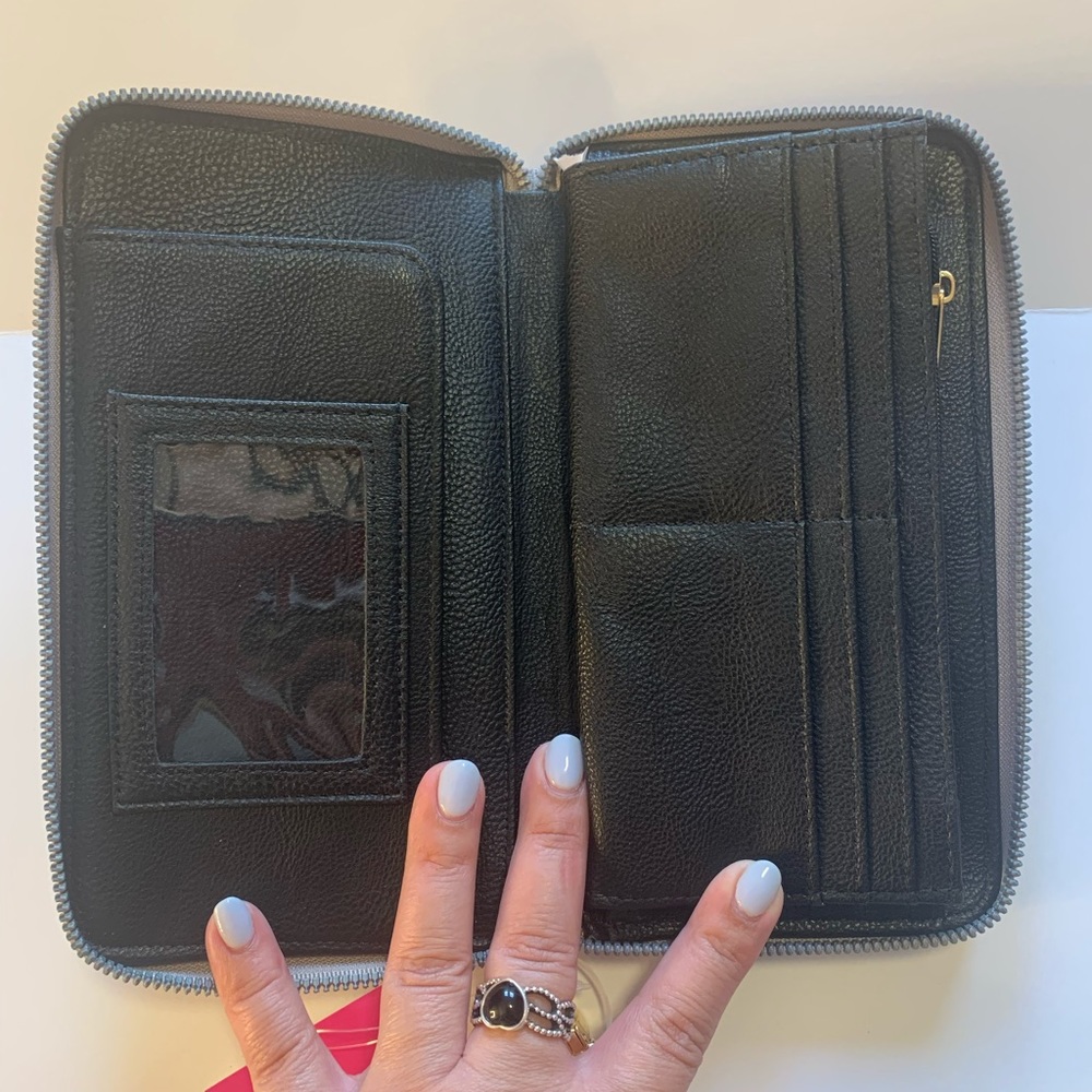 Betsey Johnson Zip around Wristlet Wallet - Picture 3 of 5